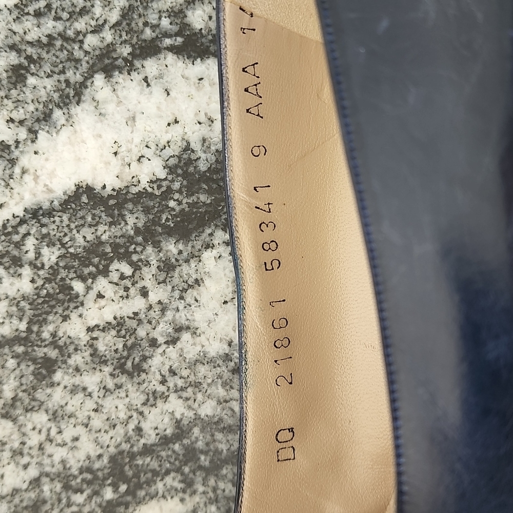 Navy Blue Bows on Toes Salvatore Feragamo 9AAA - Picture 12 of 13